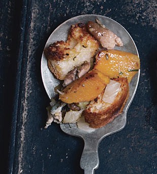 Sausage stuffing with fennel and roasted squash