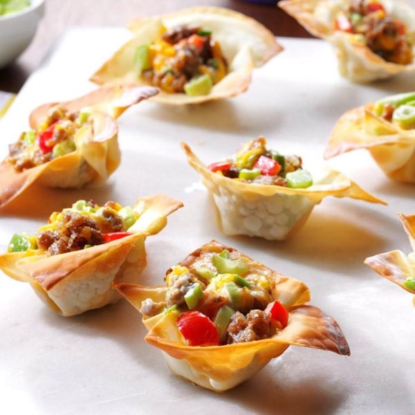 Sausage wonton stars
