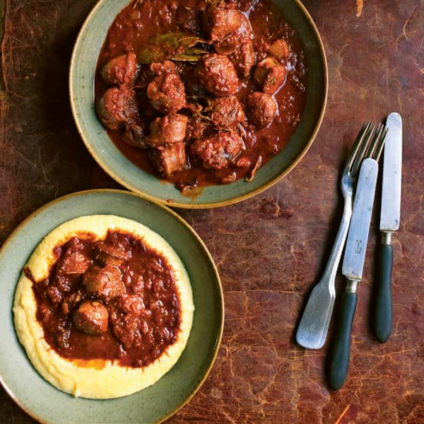 Sausages and sauce