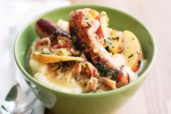 Sausages with apple & leek gravy