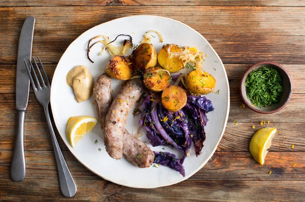 Sausages with potatoes and red cabbage