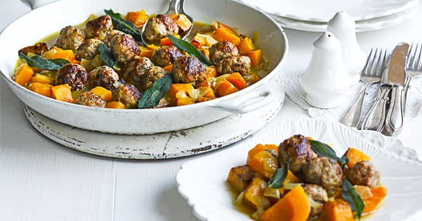 Sausages with sage and butternut