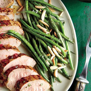 Sautéed almond green beans 