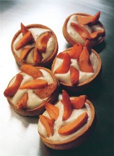 Sauteed apricots on thyme-honey whipped cream