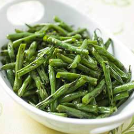 Sautéed green beans with garlic and herbs