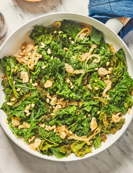 Sautéed kale with caramelised onions and anchovies