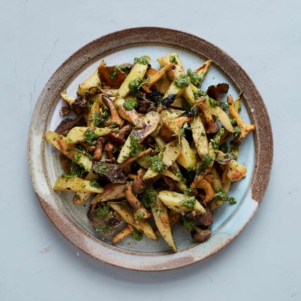 Sauteed parsnip with mushrooms and salsa verde