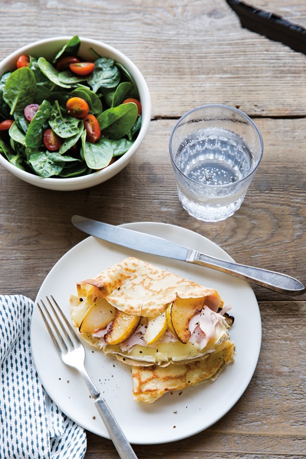 Sautéed pear, turkey and Brie crepes