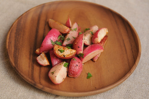 Sauteed radishes with mint