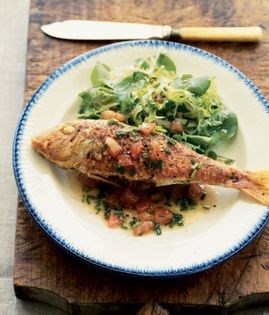 Sautéed red mullet with tomato vinaigrette (Rougets sautés à la vinaigrette de tomates)