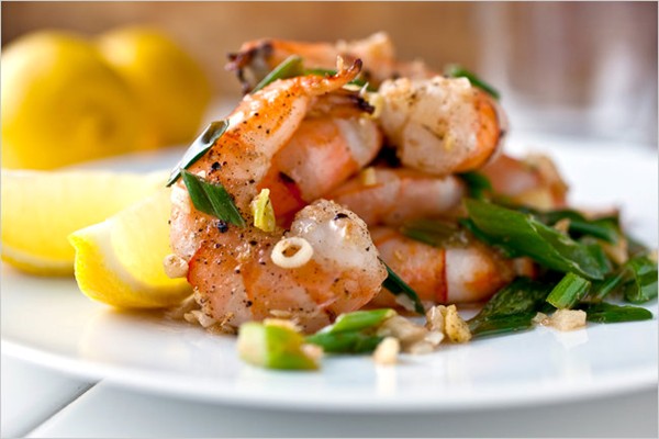 Sautéed shrimp with coconut oil, ginger and coriander