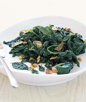 Sautéed spinach with basil 
