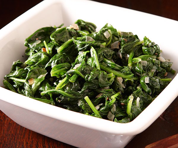 Sautéed spinach with shallots and mustard