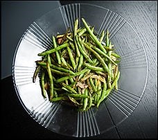 Sauteed string beans with garlic and preserved lemon