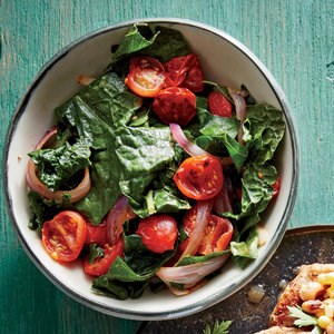 Sautéed tomato and onion kale