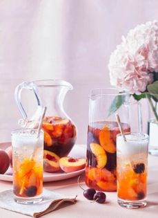 Savannah peach sangria