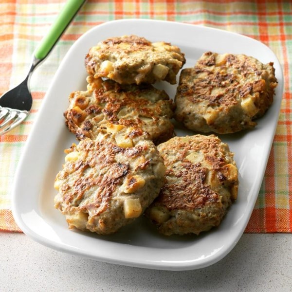 Savory apple-chicken sausage