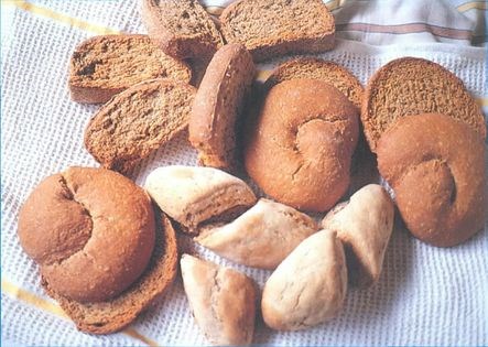 Savory barley and wheat biscuits (Paximadia)