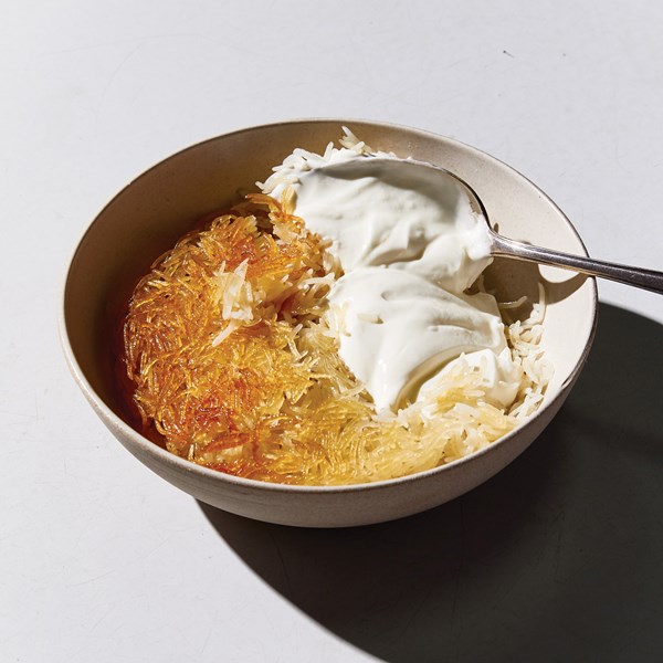 Savory Leopoldia yogurt (Maast-o-moosir)