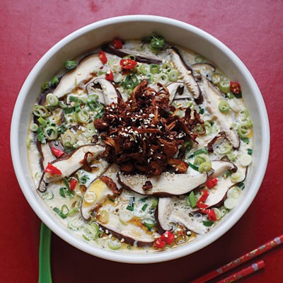 Savory mushroom and pork custard (Meiwei mogu naiyou dong zhurou)