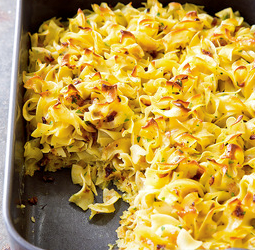 Savory noodle kugel