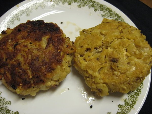 Savory noodle kugel burger