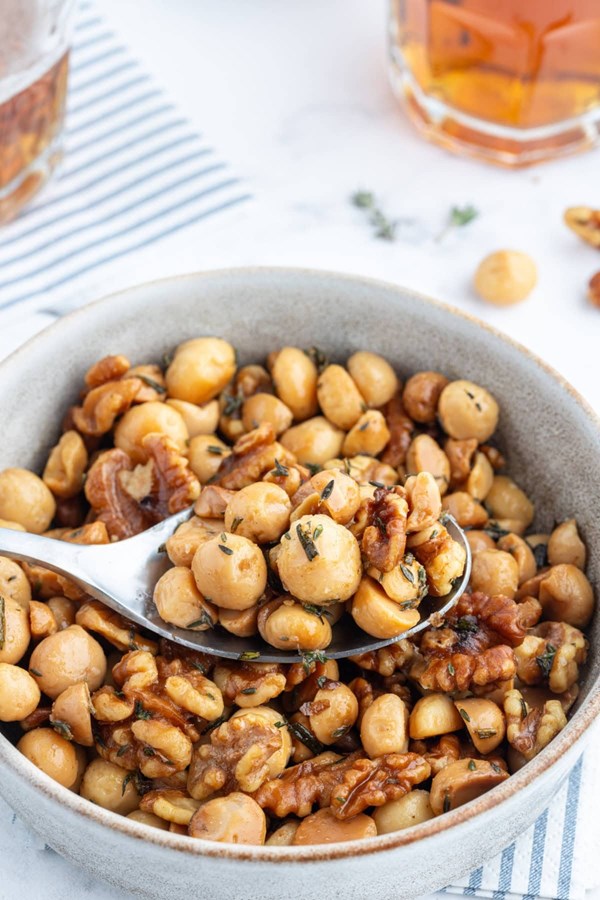 Savory nuts