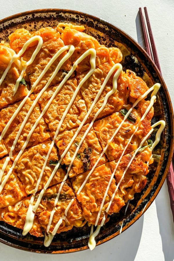 Savory ramen pancake (Ramen chijimi)