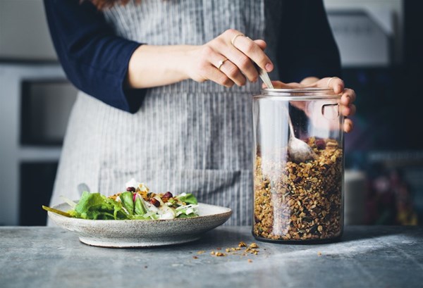 Savoury buckwheat granola [fennel and pear salad with yogurt dressing]