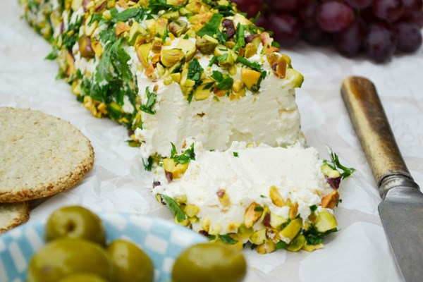 Savoury cheese log with parsley & pistachios