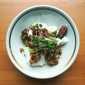 Savoury granola