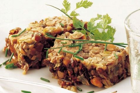 Savoury lentil and nut loaf