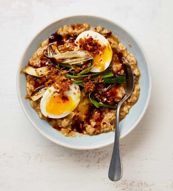 Savoury porridge with ginger and garlic crumbs