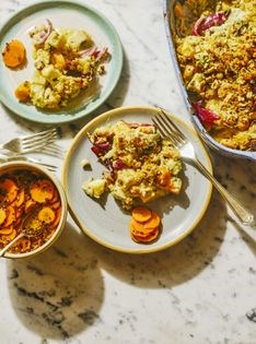 Savoury root vegetable crumble