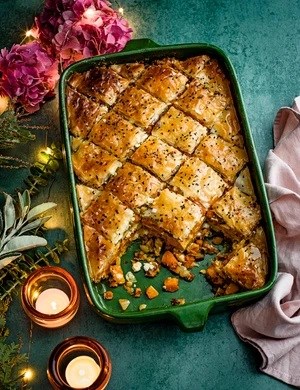 Savoury spiced baklava