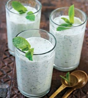Savoury yogurt drink