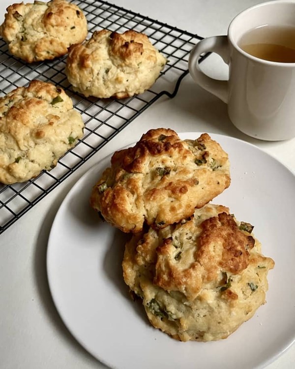 Scallion cream cheese scones