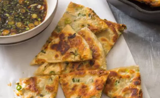 Scallion pancakes with dipping sauce