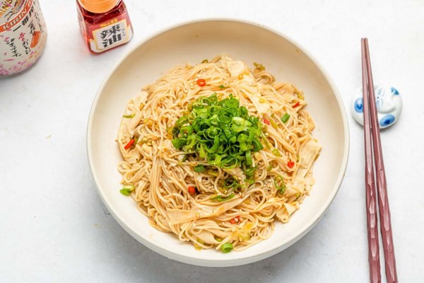 Scallion sauce noodles (ねぎだれそうめん)