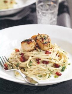 Scallop and pancetta linguine with lemon and garlic butter