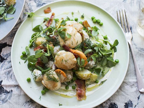 Scallop, bacon and pea salad with warm potatoes