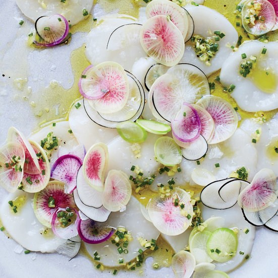 Scallop carpaccio with hand-cut ginger-chive pesto