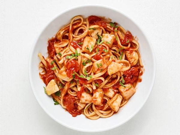 Scallop fra diavolo with linguine 
