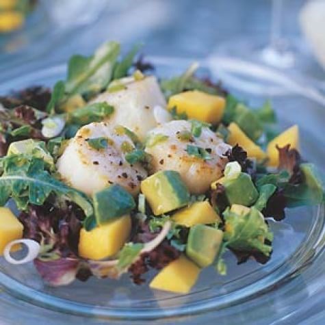 Scallop, mango & avocado salad