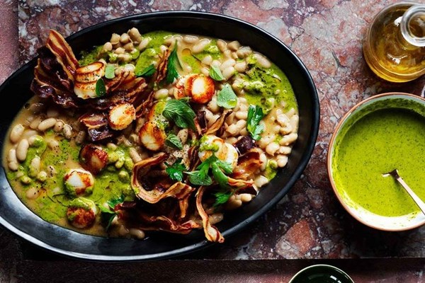 Scallop, pancetta and beans with salmoriglio sauce