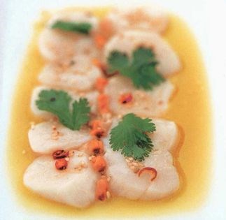 Scallop sashimi with chilli-coriander dressing