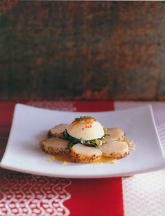 Scallop tataki, steamed scallop roe custard and seaweed