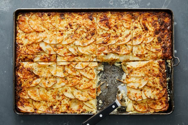 Scalloped potato gratin