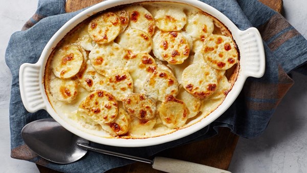 Scalloped potatoes au gratin