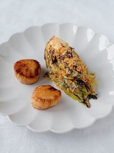 Scallops and sweetheart cabbage